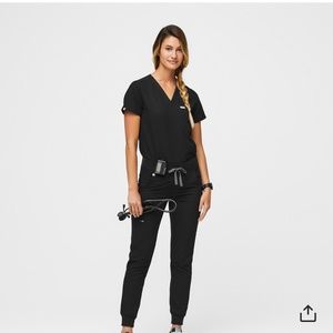 Figs black scrub set